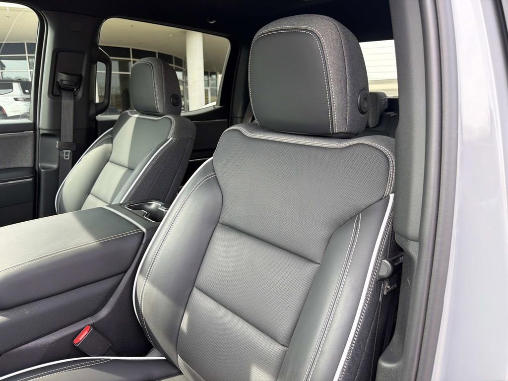 Used 2026 GMC Sierra EV Elevation image 24