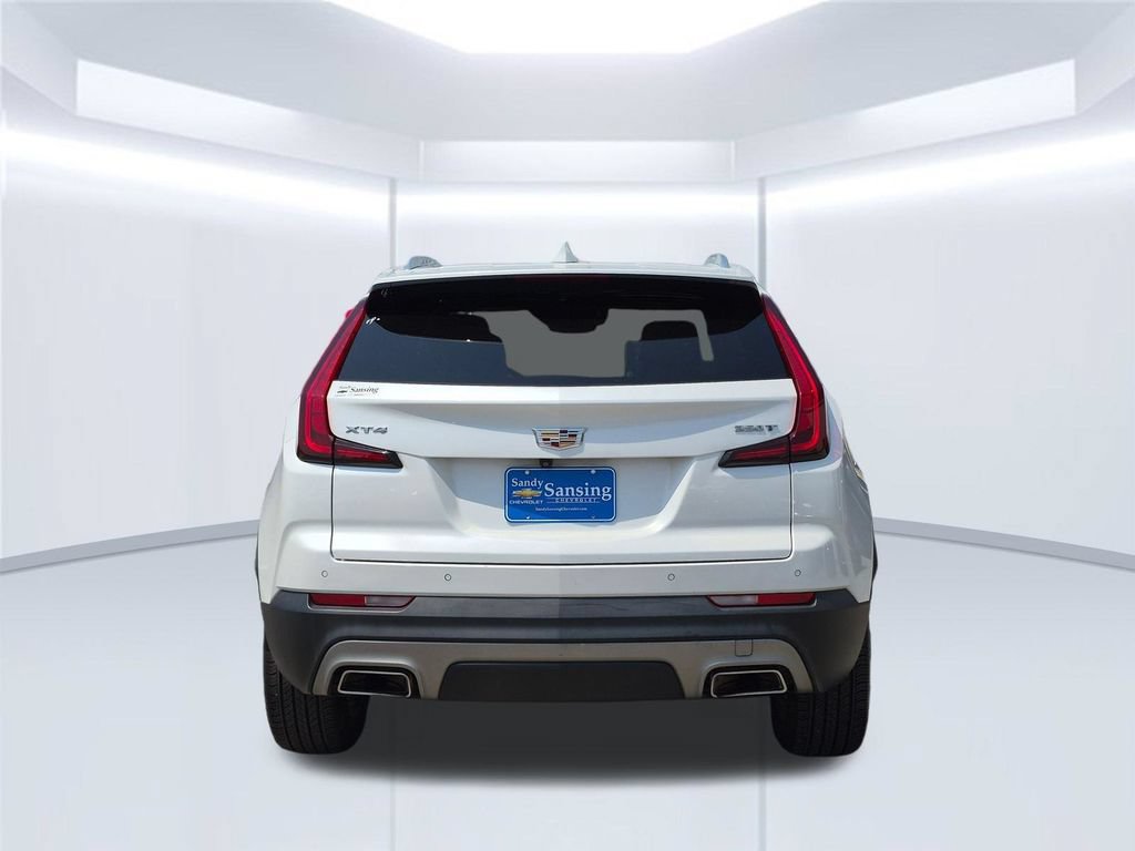 Used 2023 Cadillac XT4 Premium Luxury w/ Driver Assist Package FWD image 5