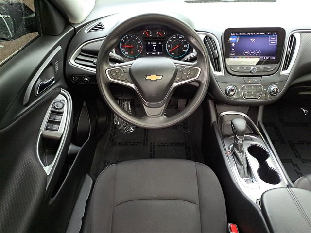 Used 2022 Chevrolet Malibu LT image 11