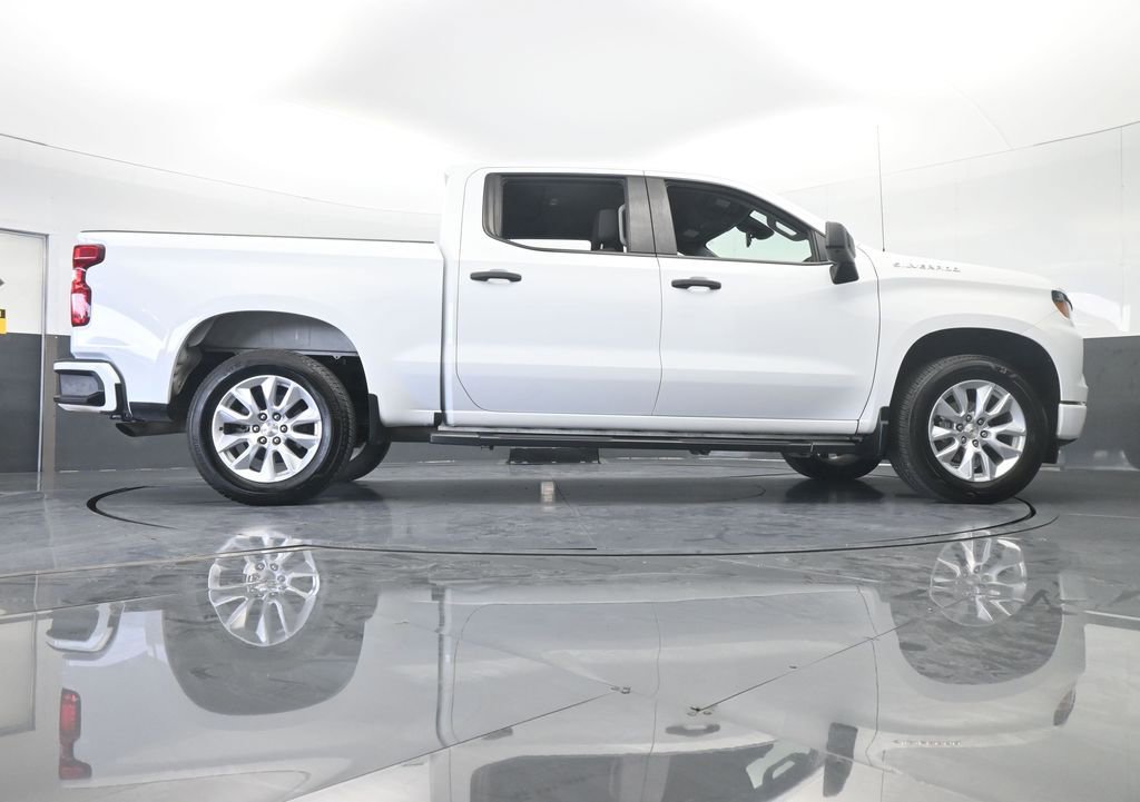 Used 2023 Chevrolet Silverado 1500 Custom image 57