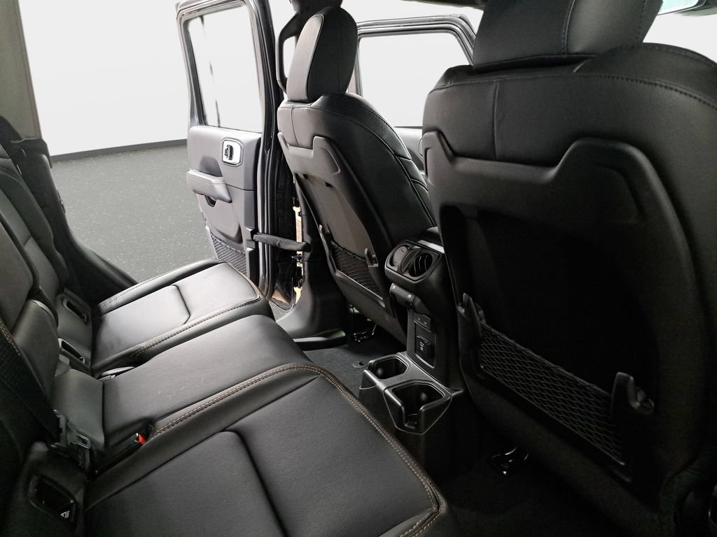 New 2026 Jeep Gladiator Sport AWD/4WD image 11