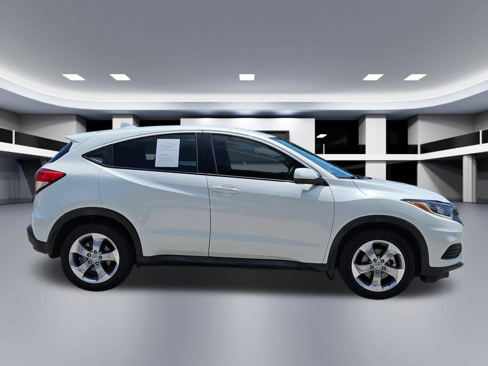 Used 2020 Honda HR-V LX image 7