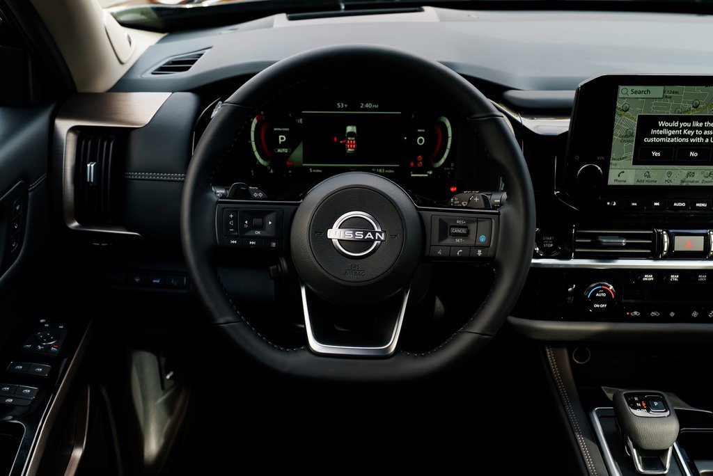 New 2025 Nissan Pathfinder Platinum image 11