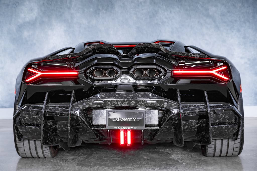 Used 2024 Lamborghini Revuelto AWD/4WD image 15