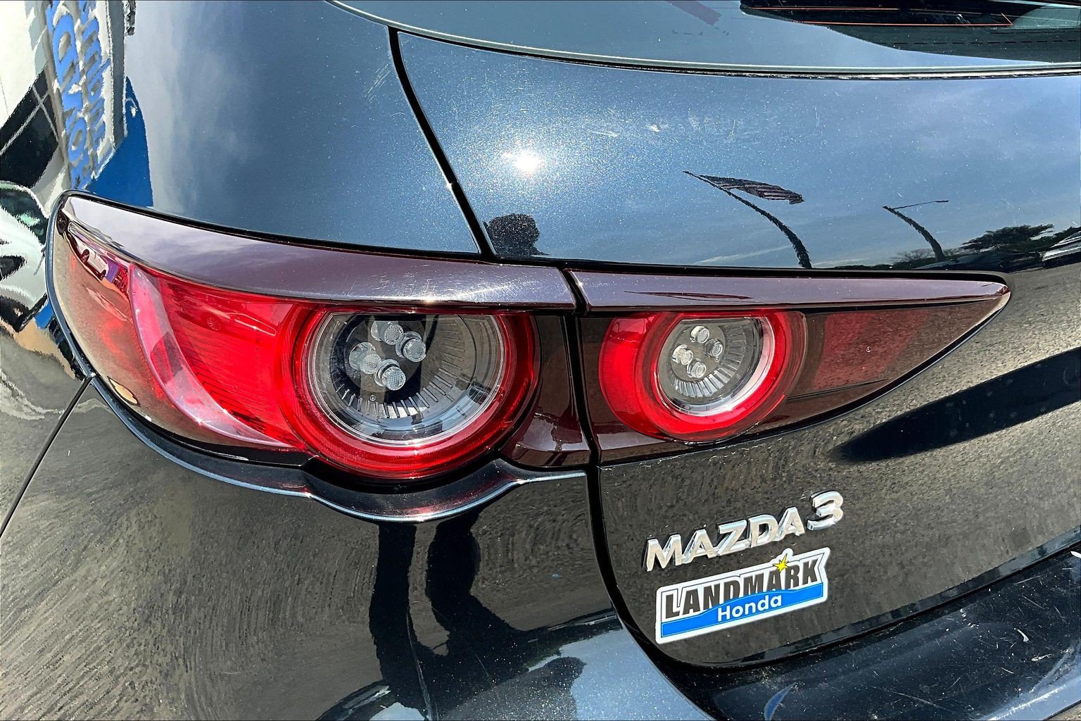 Used 2019 MAZDA MAZDA3 Hatchback w/ Preferred Package FWD image 27