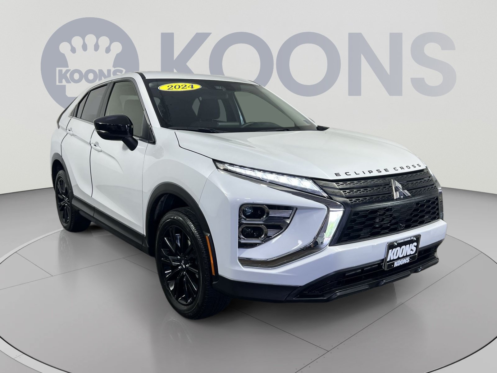 Used 2024 Mitsubishi Eclipse Cross AWD image 2