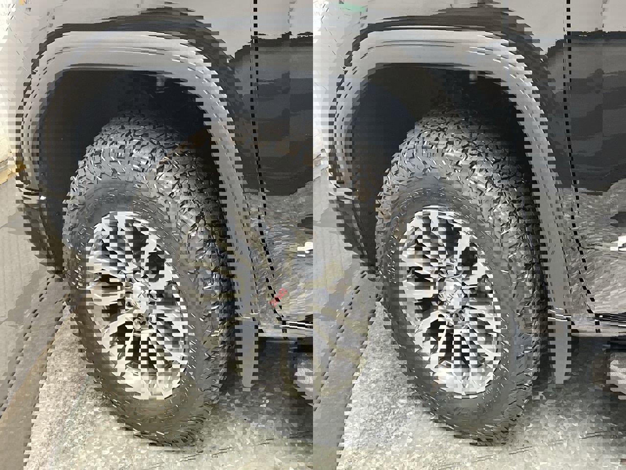 Used 2020 GMC Sierra 1500 AT4 w/ AT4 Preferred Package image 37