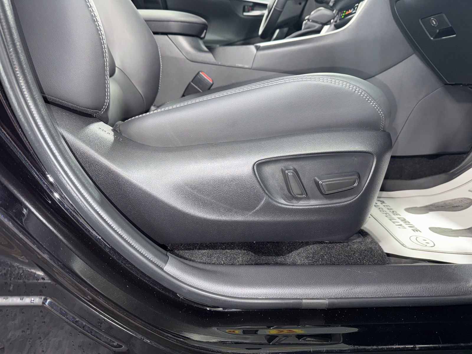 Used 2025 Toyota RAV4 Limited w/ Weather Package AWD/4WD image 12