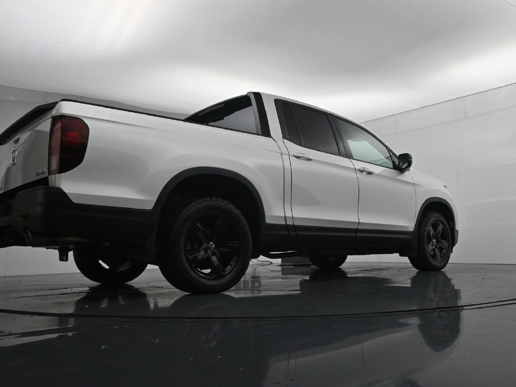 Used 2023 Honda Ridgeline Black Edition image 37
