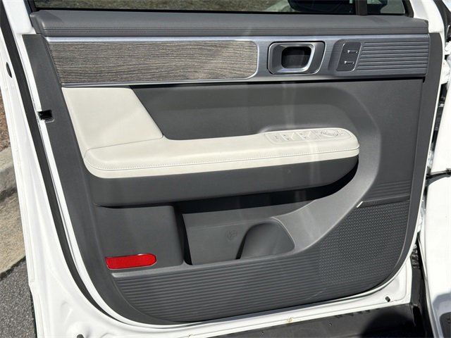 Certified 2024 Hyundai Santa Fe Limited image 10