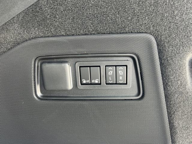 New 2026 Cadillac Escalade ESV Platinum Sport AWD/4WD image 28