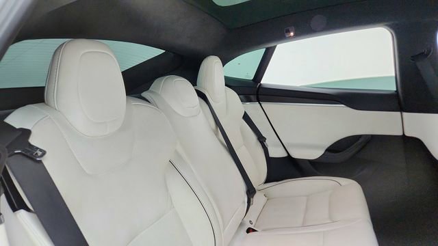 Used 2022 Tesla Model S Plaid AWD/4WD image 25