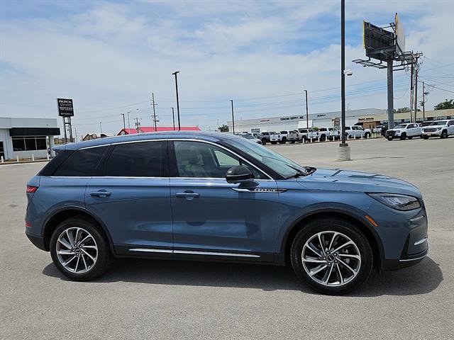 Used 2023 Lincoln Corsair AWD w/ Equipment Group 101A image 6