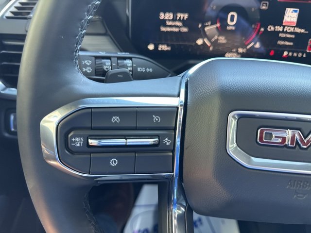 Used 2025 GMC Acadia Elevation w/ Elevation Premium Package image 35