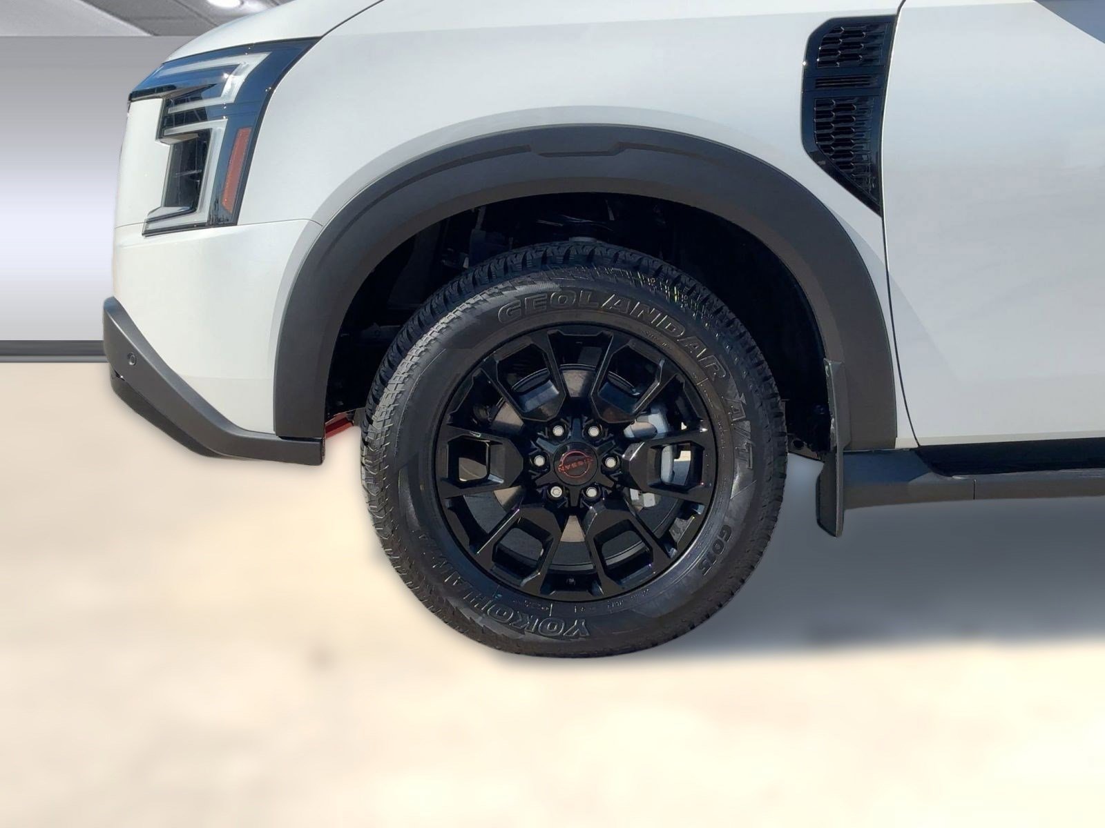 New 2026 Nissan Armada PRO-4X w/ Captain's Chari Seat Package AWD/4WD image 11