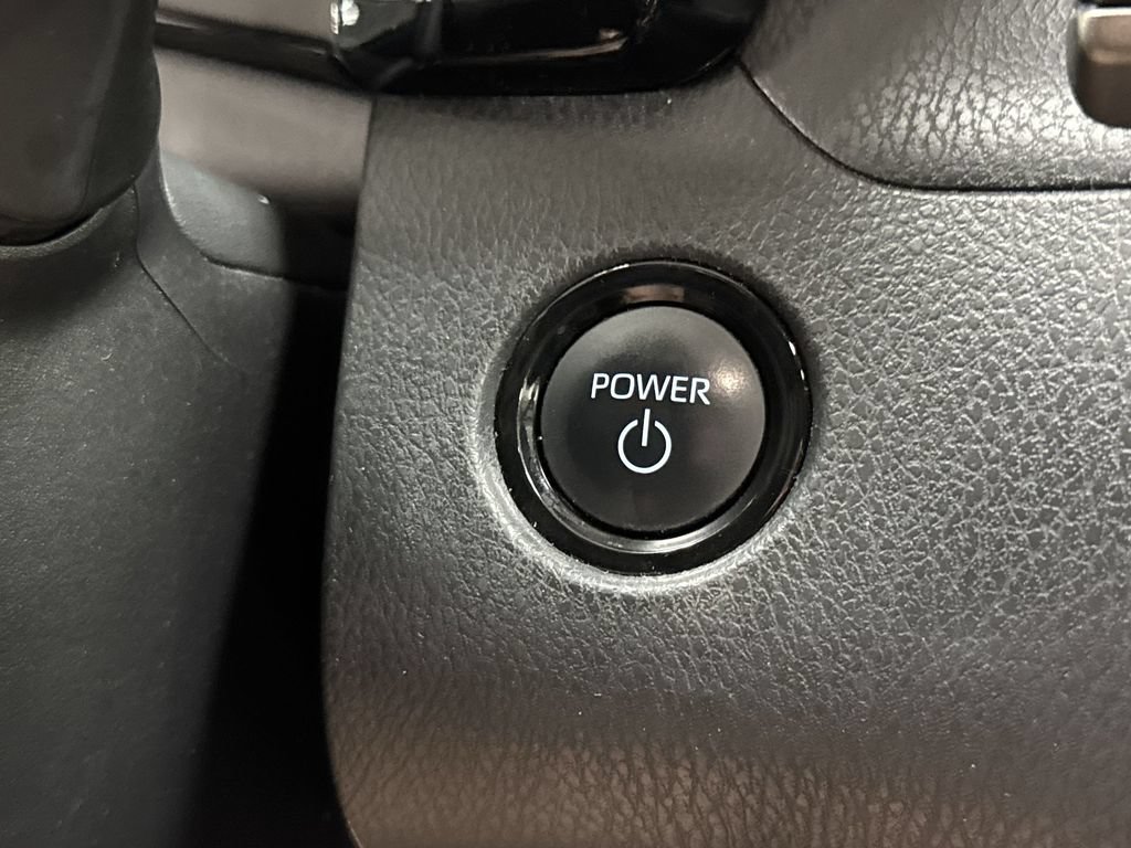 Used 2025 Toyota Camry LE FWD image 23