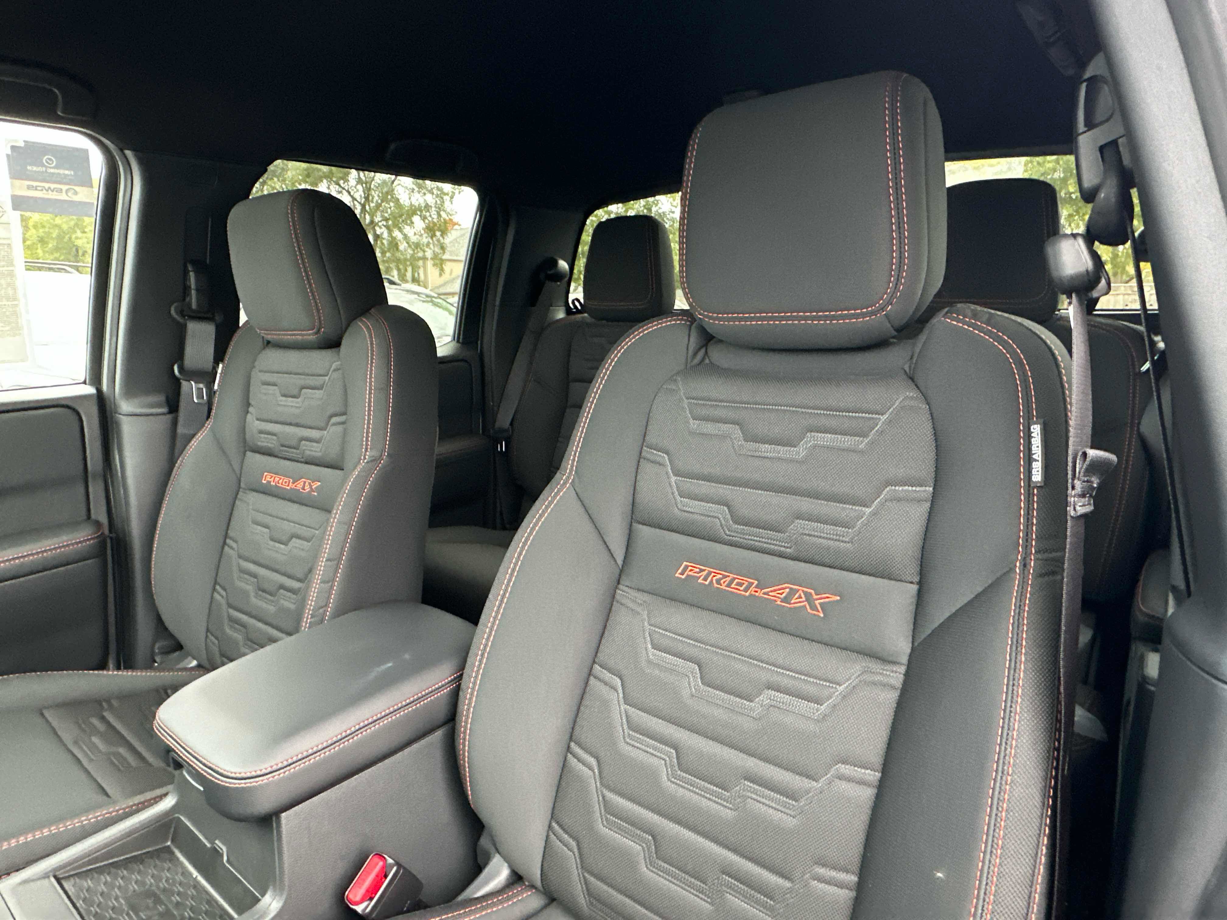 New 2026 Nissan Frontier PRO-4X w/ Pro-4x Convenience Package image 27