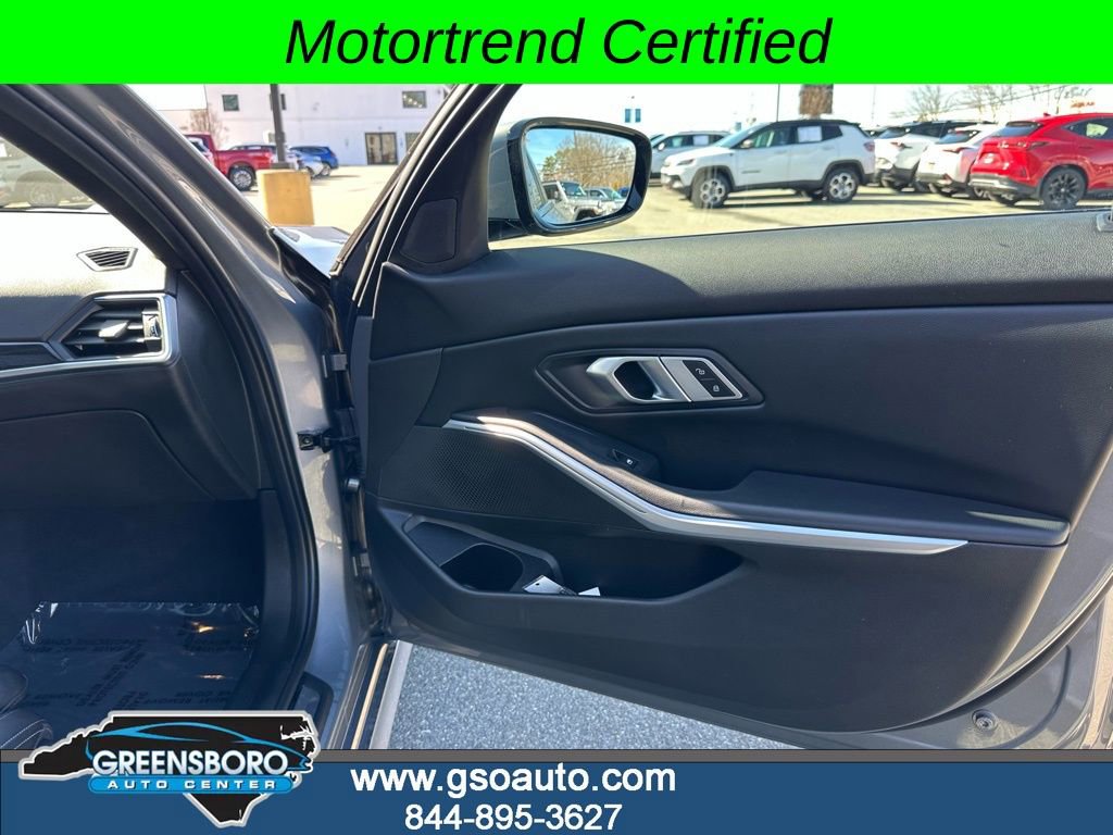 Used 2023 BMW 330i Sedan w/ Driving Assistance Package RWD image 21