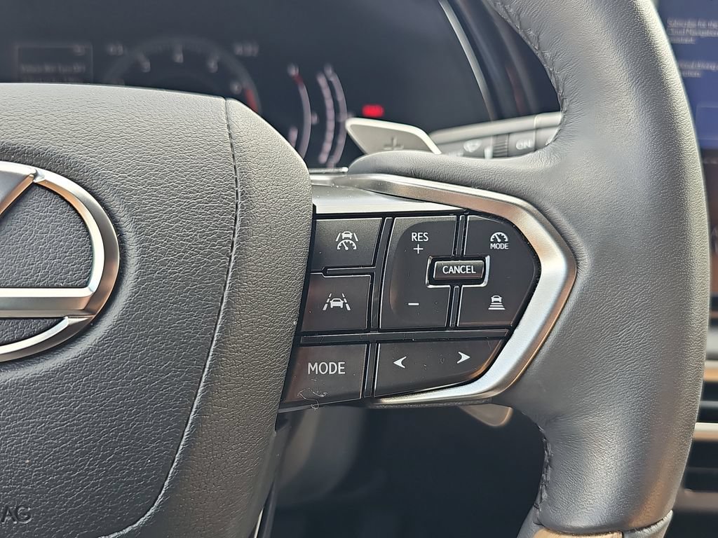 Certified 2023 Lexus RX 350 Premium Plus w/ Cold Area Package AWD/4WD image 18