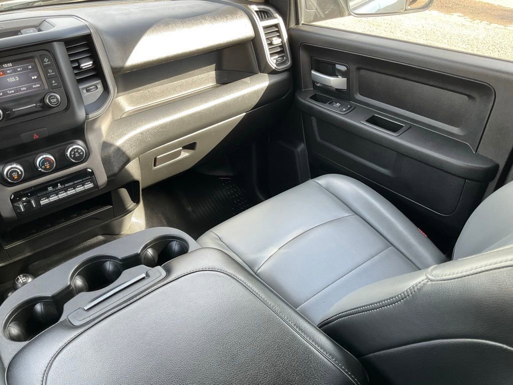 Used 2019 RAM 3500 Tradesman w/ Chrome Appearance Group image 40