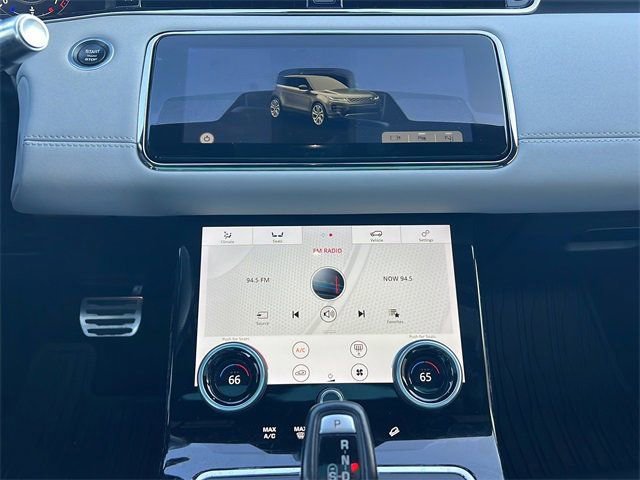 Used 2020 Land Rover Range Rover Evoque R-Dynamic SE image 13