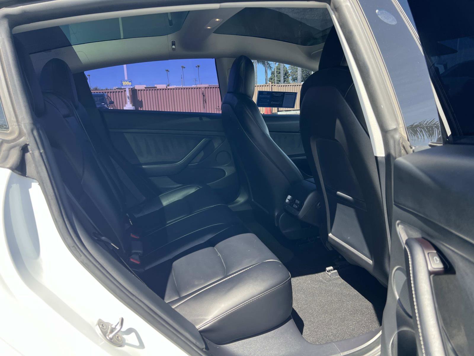 Used 2022 Tesla Model 3 Long Range image 29