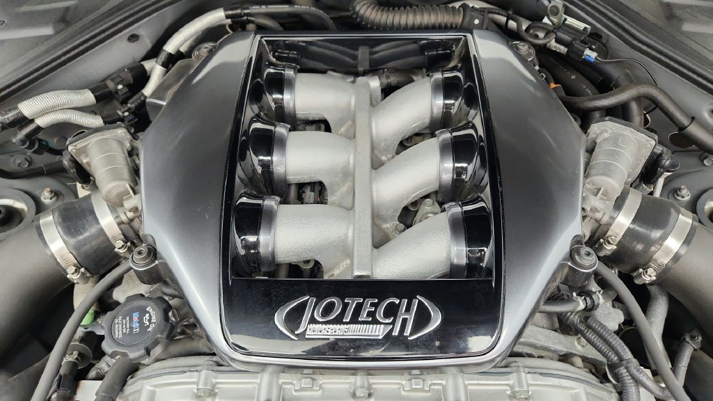 Used 2011 Nissan GT-R Premium AWD/4WD image 19