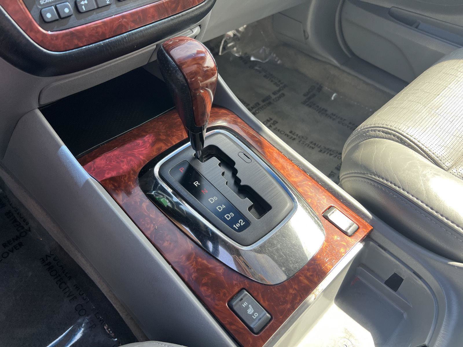 Used 2005 Acura MDX Touring AWD/4WD image 40