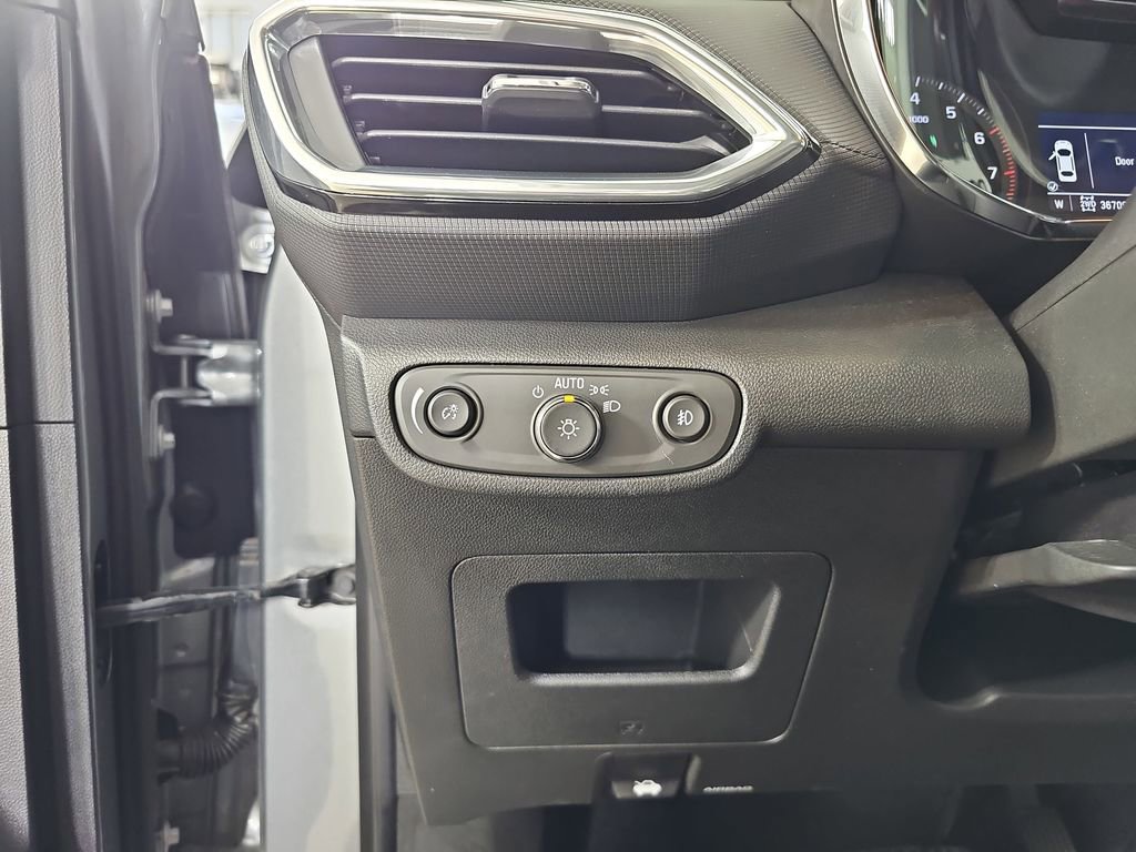 Certified 2023 Chevrolet TrailBlazer LT w/ Convenience Package image 30
