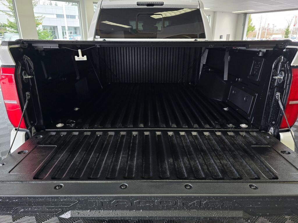 Used 2024 Toyota Tacoma TRD Sport w/ TRD Sport Upgrade Package image 17
