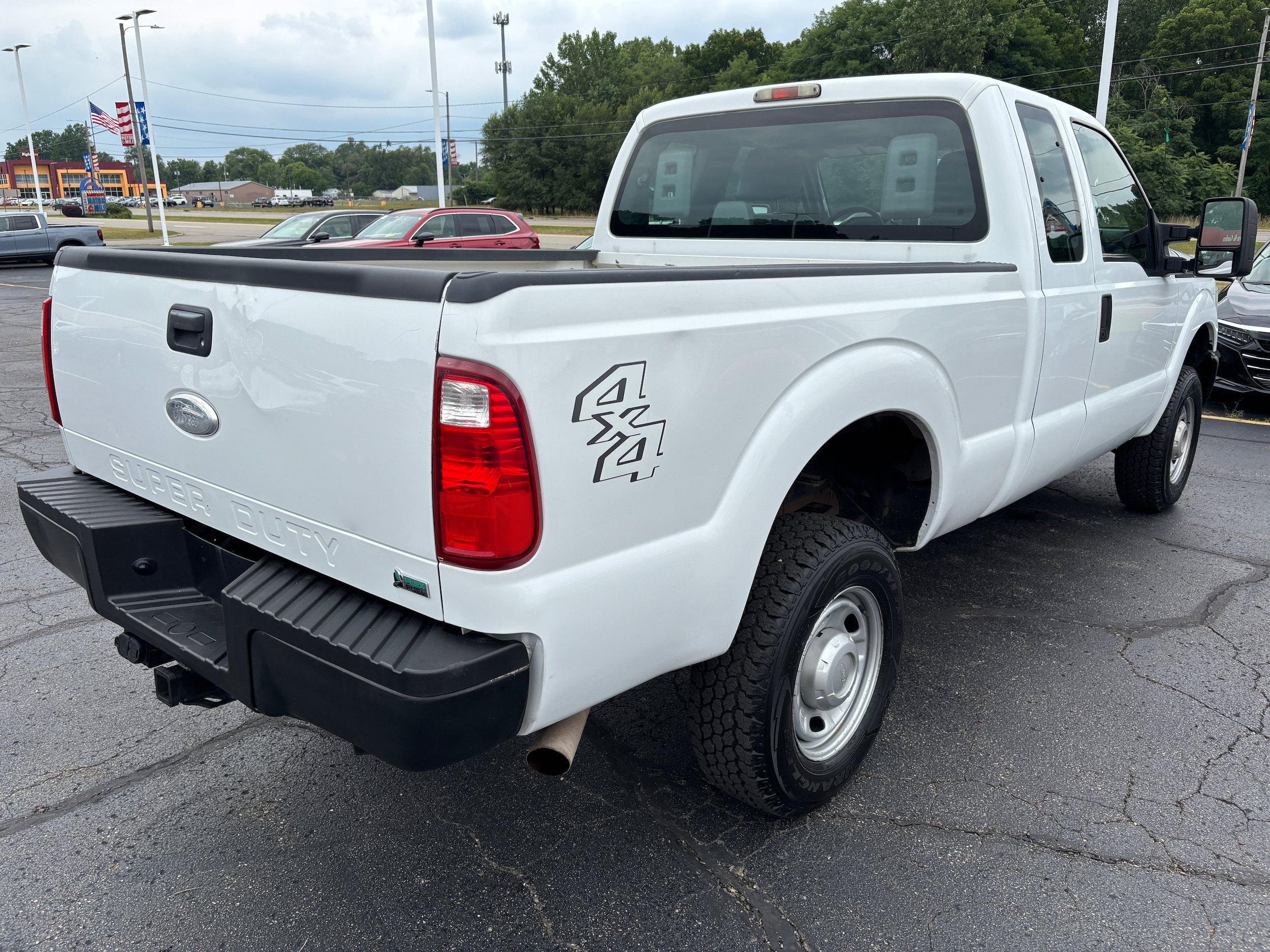 Used 2011 Ford F350 XL w/ Skid Plate Pkg AWD/4WD image 8
