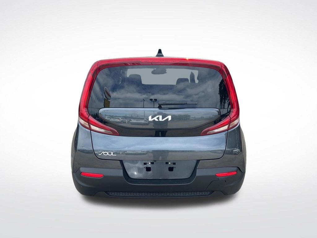 Certified 2022 Kia Soul LX w/ Technology Package FWD image 46