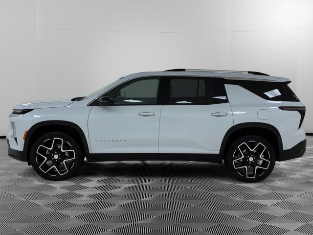Certified 2026 Chevrolet Traverse High Country AWD/4WD image 2