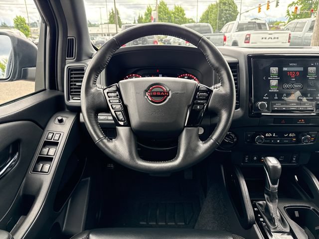 Used 2022 Nissan Frontier PRO-4X w/ Pro-4X Premium Package AWD/4WD image 17