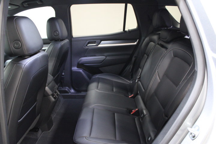 New 2027 GMC Terrain Elevation w/ Elevation Premium Package AWD/4WD image 21