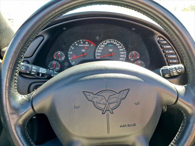 Used 2002 Chevrolet Corvette Convertible w/ Preferred Equipment Group1 image 16