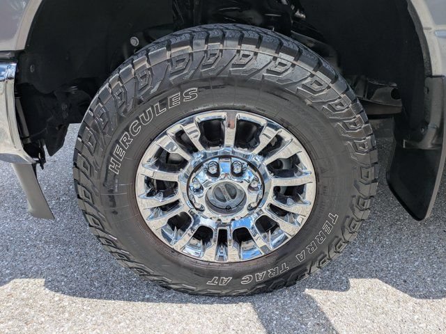Used 2022 Ford F250 XLT w/ XLT Premium Package AWD/4WD image 11