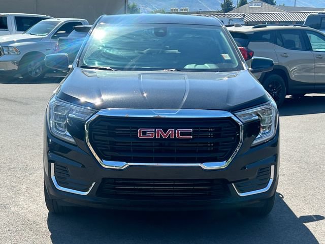 Used 2024 GMC Terrain SLE AWD/4WD image 10
