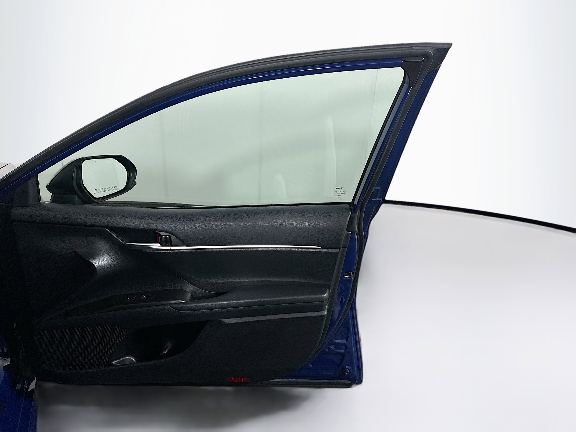 Used 2023 Toyota Camry LE FWD image 31
