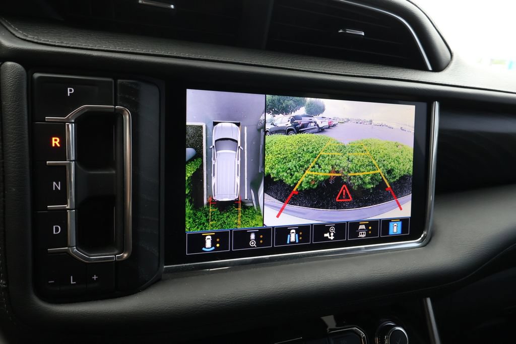 Used 2021 GMC Yukon XL Denali w/ LPO, Illumination Package AWD/4WD image 26