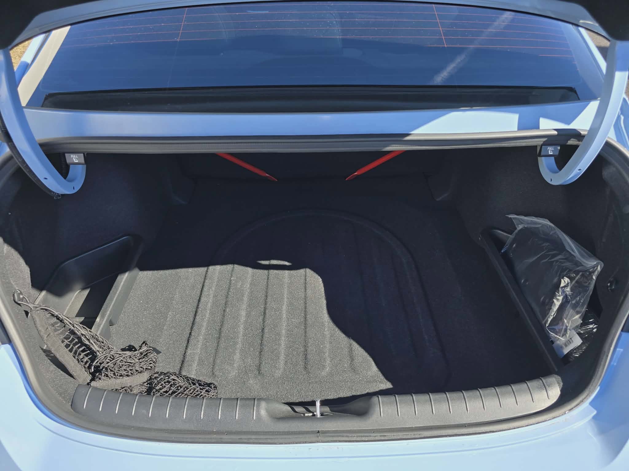 Used 2025 Hyundai Elantra N Base image 5