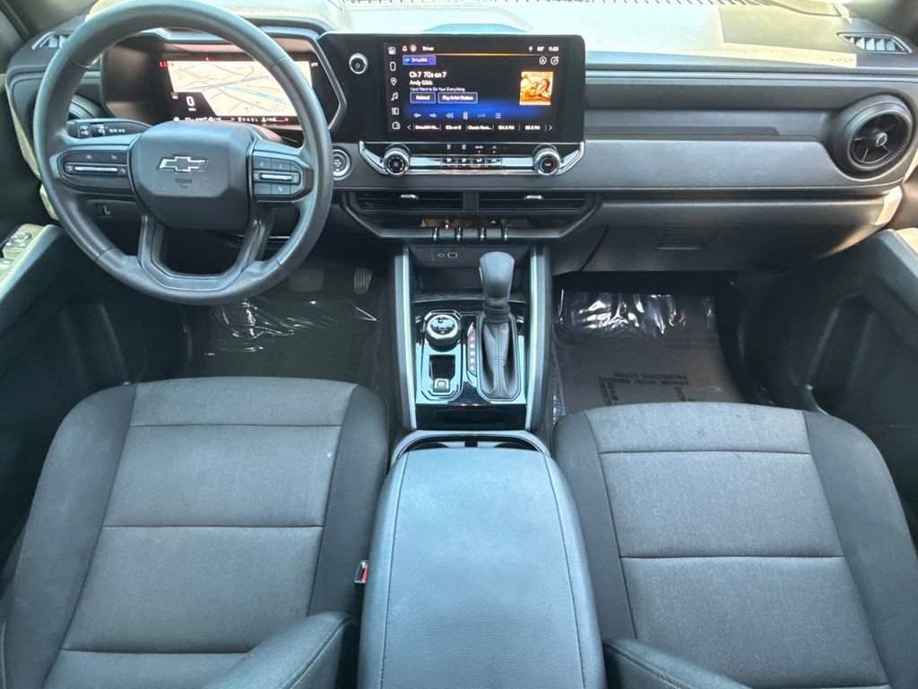 Used 2024 Chevrolet Colorado Trail Boss w/ Technology Package AWD/4WD image 18