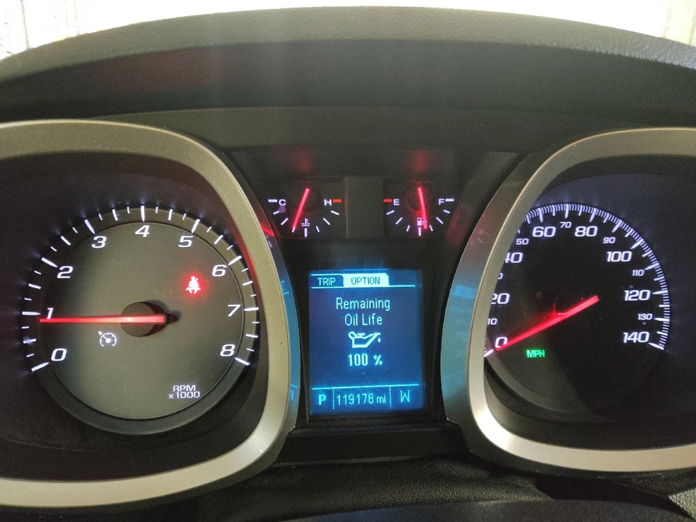 Used 2015 Chevrolet Equinox LS image 23