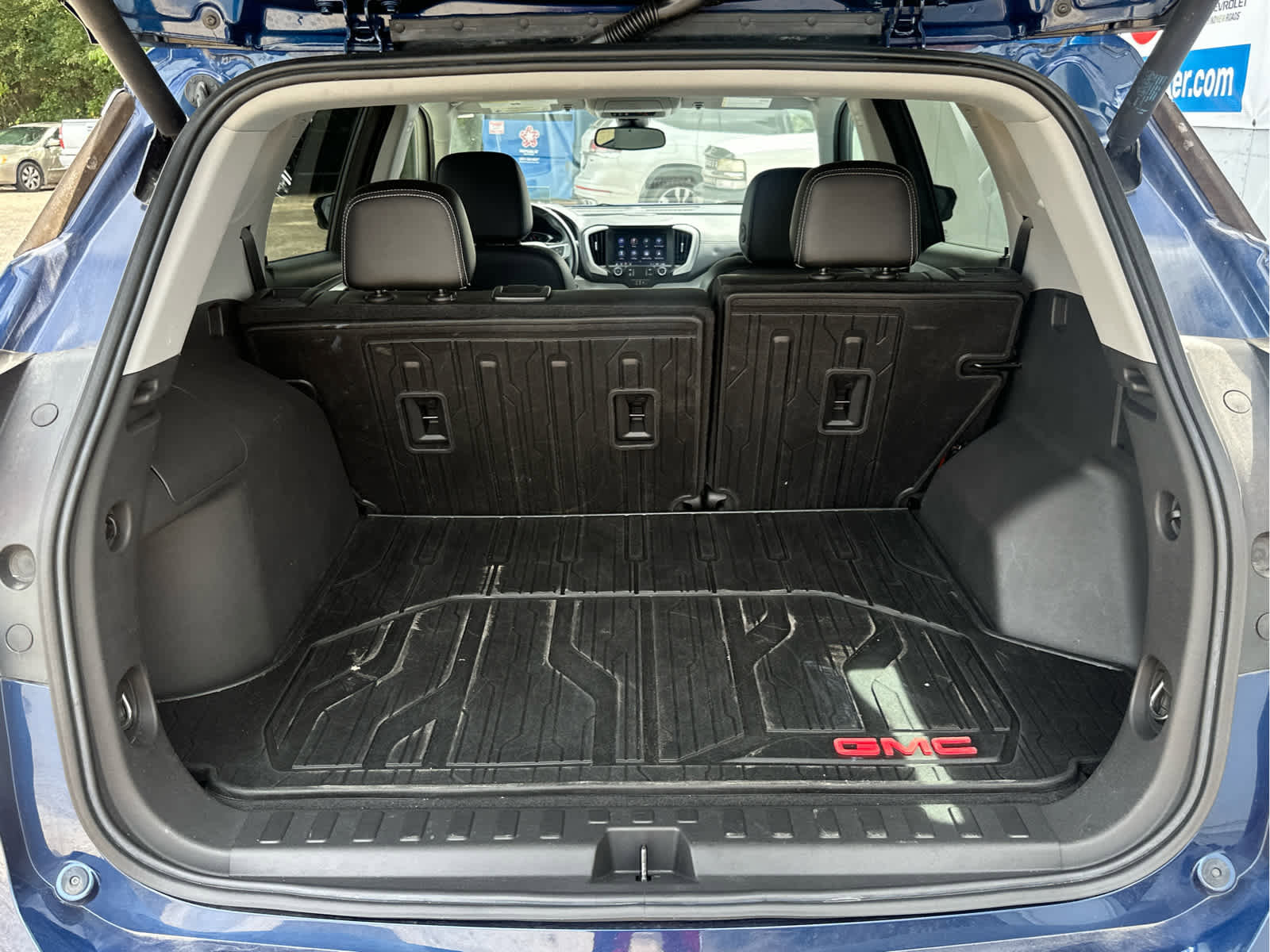 Used 2022 GMC Terrain SLT w/ Infotainment Package II image 20