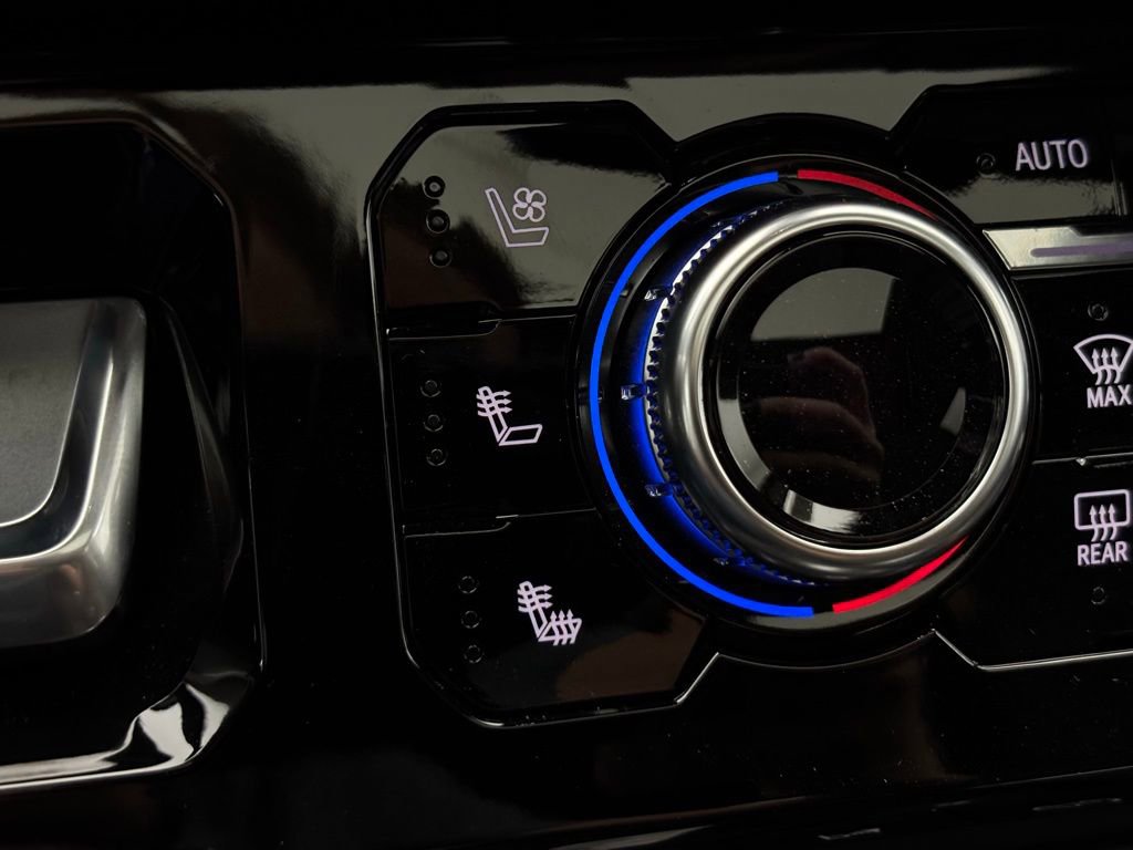 New 2026 GMC Sierra 2500 Denali w/ Denali Reserve Package image 7