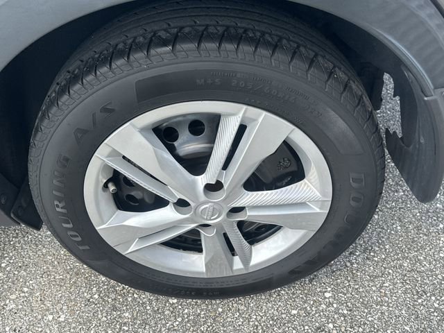 Used 2021 Nissan Kicks S FWD image 13