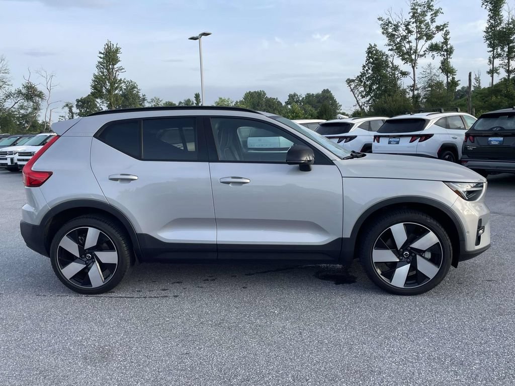 Used 2023 Volvo XC40 Recharge Ultimate w/ Protection Package Premier AWD/4WD image 29
