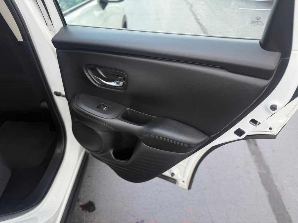 Used 2024 Honda HR-V LX image 18