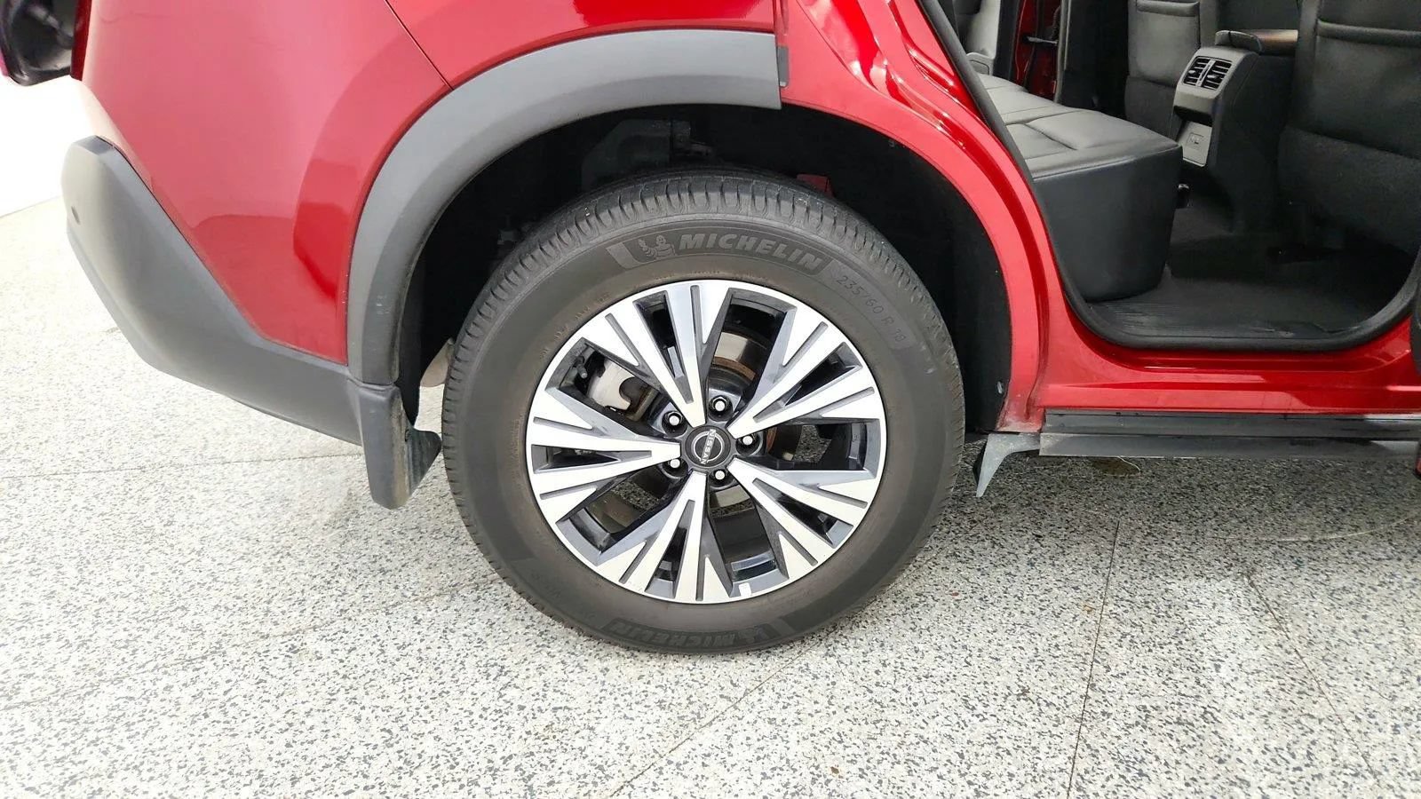Used 2022 Nissan Rogue SV w/ SV Premium Package AWD/4WD image 33