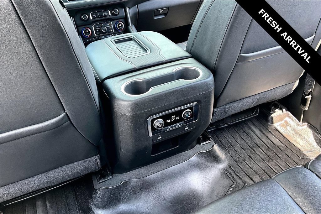 Used 2021 Chevrolet Suburban RST AWD/4WD image 11